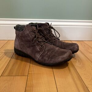 Women’s Propet Delaney Brown Suede Ankle Boots